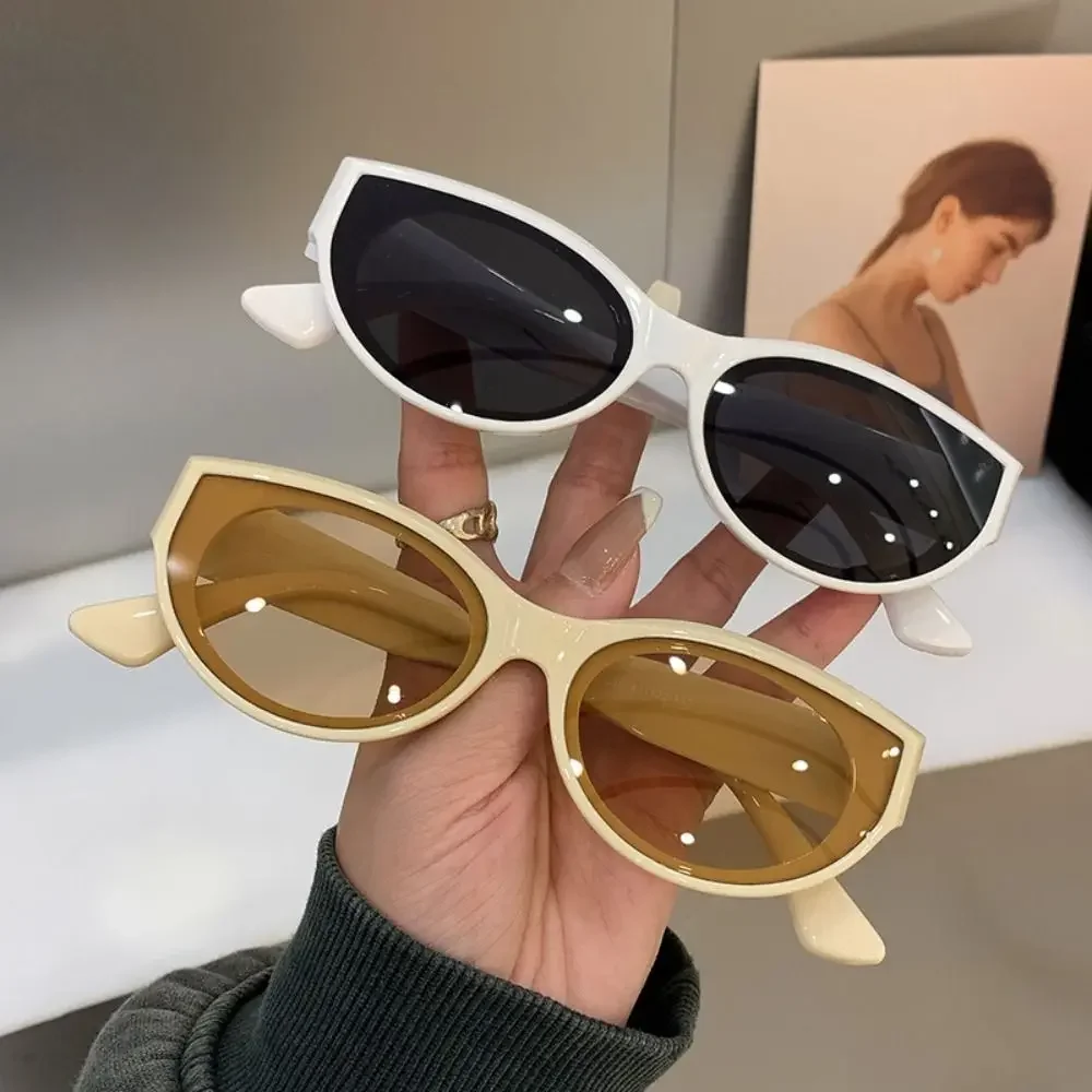Óculos de Sol Vintage Estilo G - Vintage Fashion Female avaliação e preço