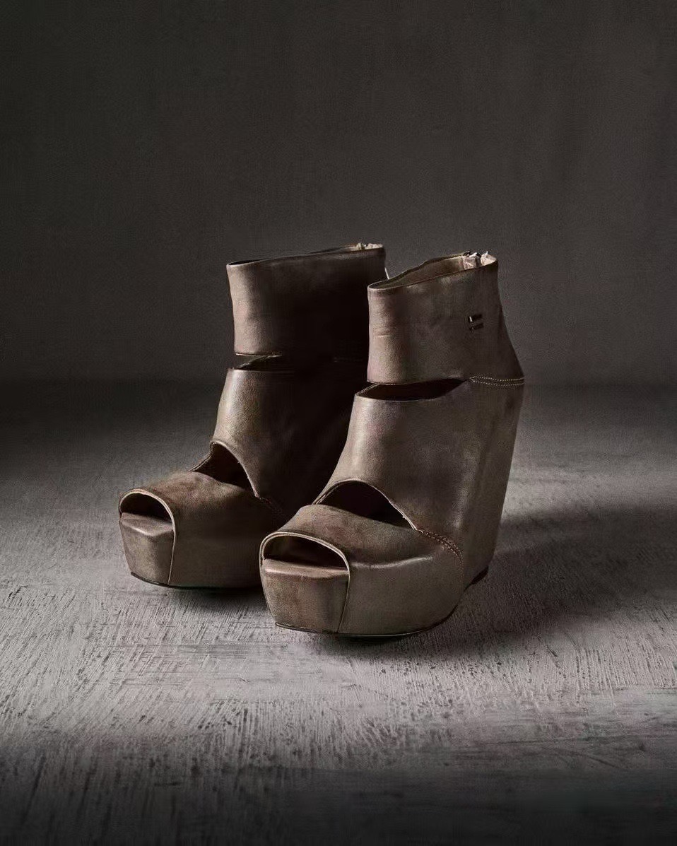 Novas Sandálias Femininas de V - Vintage Zipper avaliação e preço