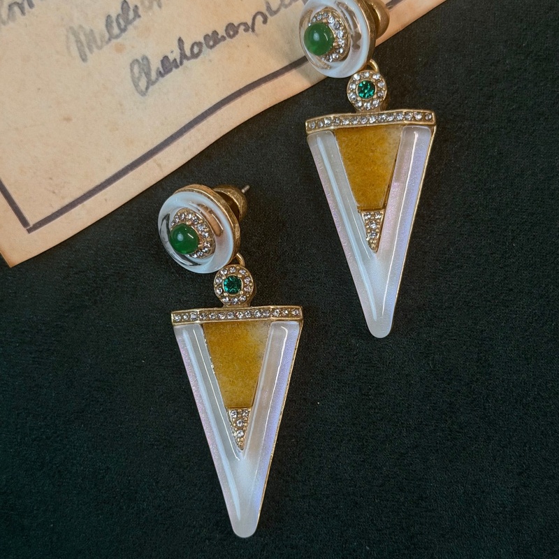 Brincos Vintage de Concha Verd - Vintage Fashion Jewelry Brands avaliação e preço
