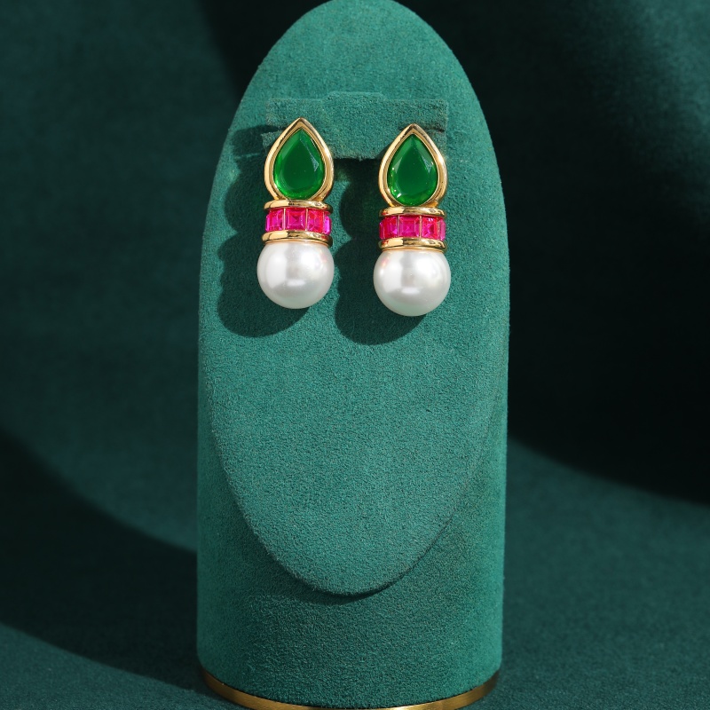 Brincos de Pérola com Zircônia - Vintage Fashion Jewelry Brands avaliação e preço