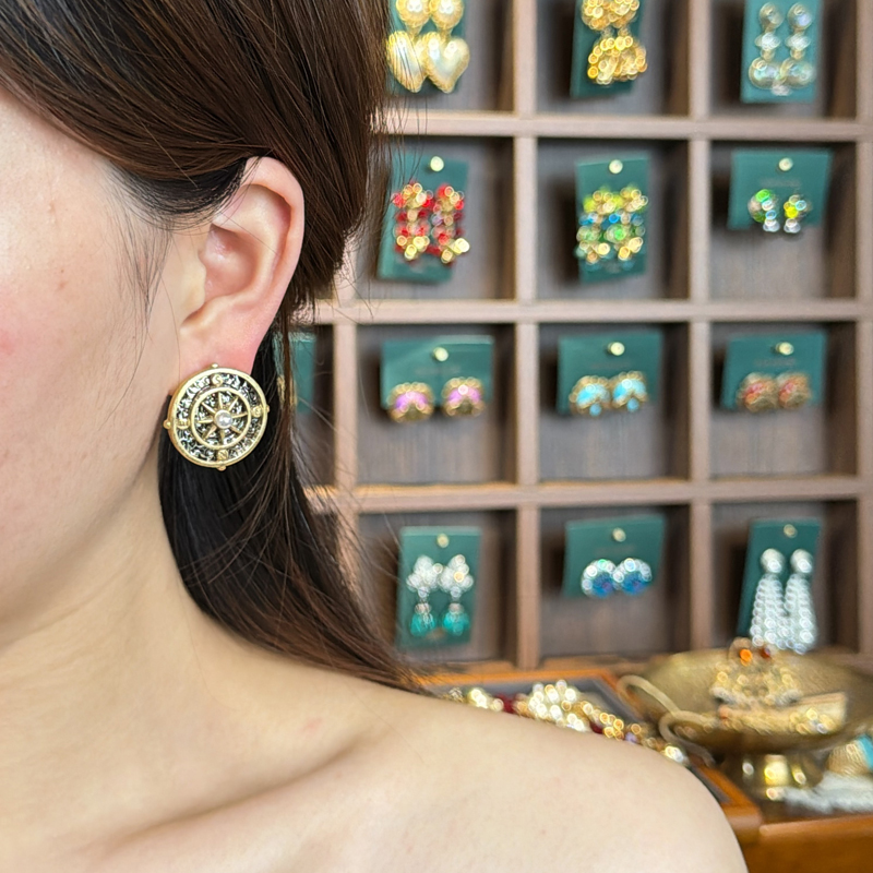 Brincos de Bússola Vintage par - Vintage Fashion Jewelry Brands avaliação e preço
