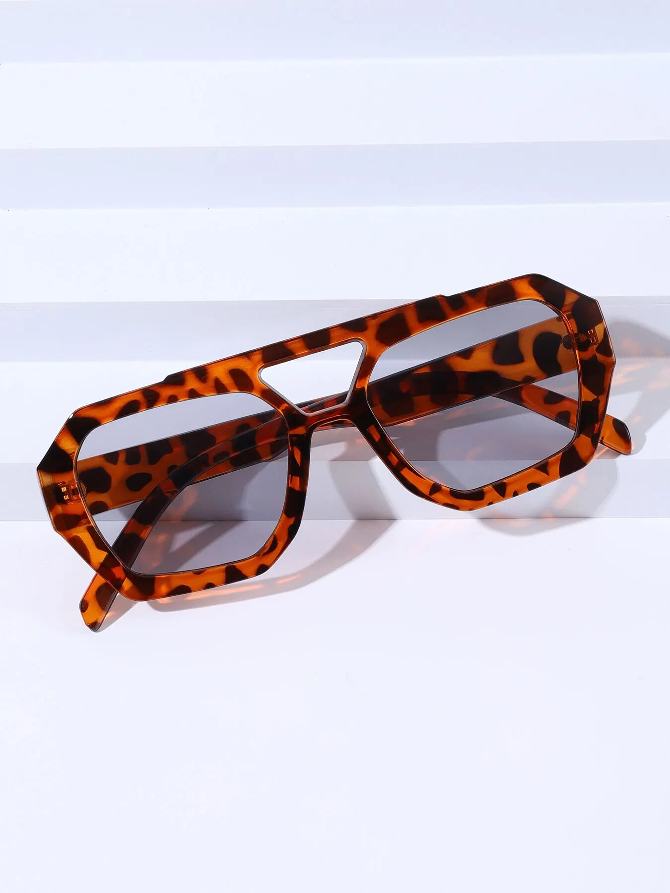 Óculos de Sol Vintage Quadrado - Vintage Fashion Designer avaliação e preço